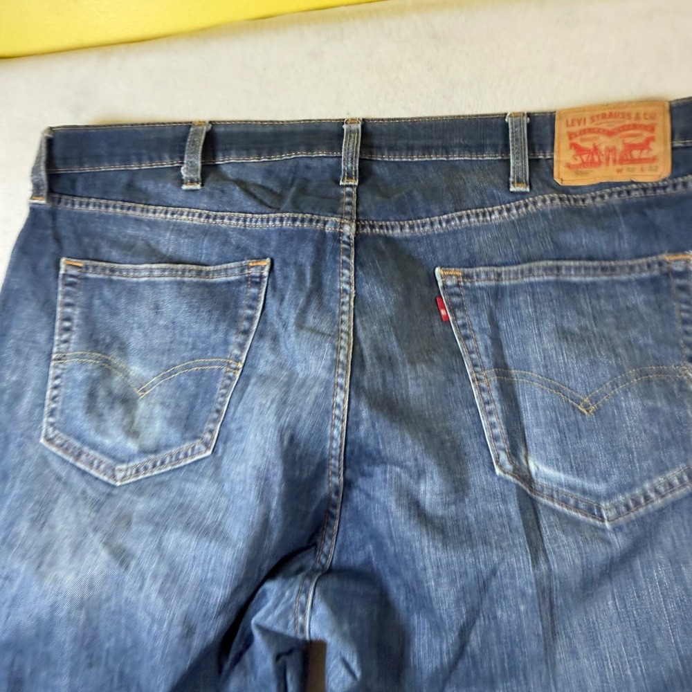 Levis 559 Relaxed Straight Jeans Mens 42x32 Blue Medium Wash Denim Pants 6868